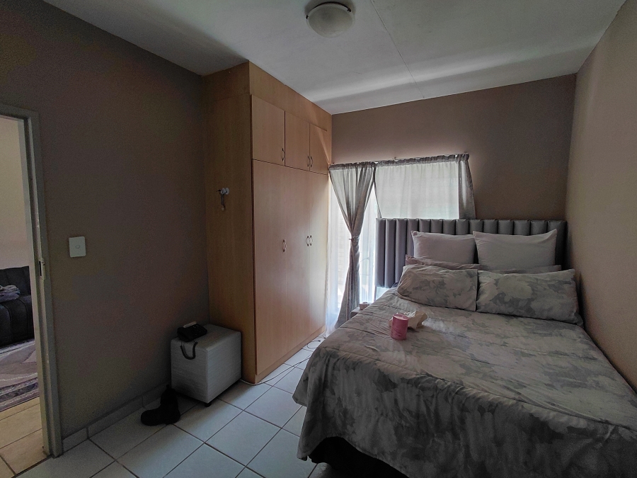 To Let 1 Bedroom Property for Rent in Oudorp North West